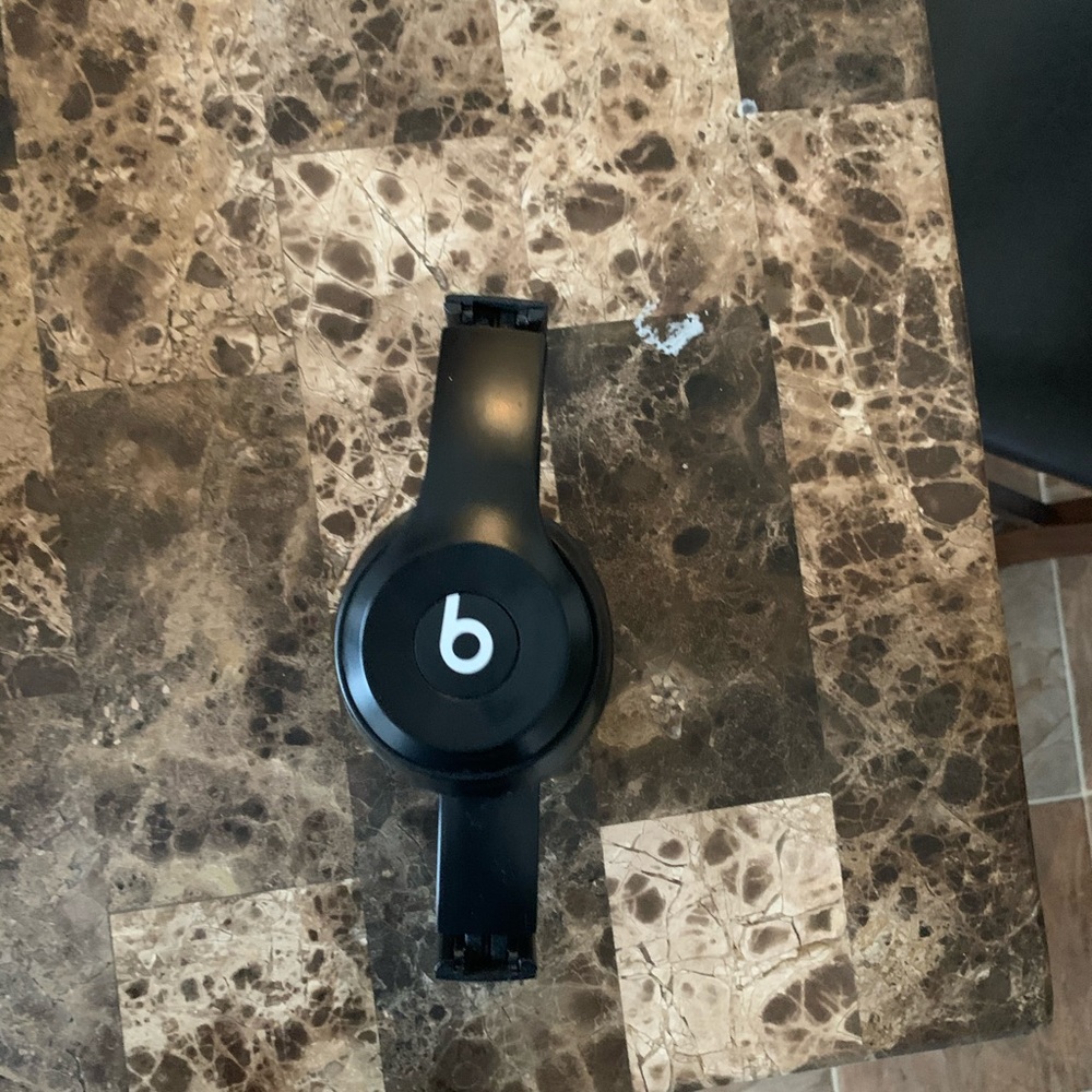 Beats solo 3